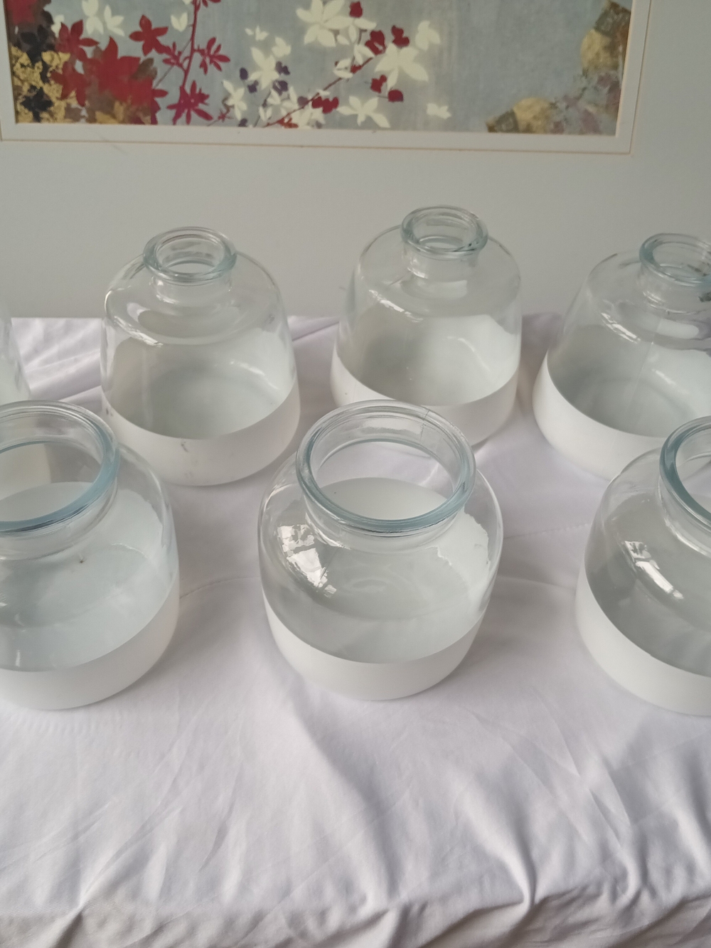 Modern Glass Vase with White Base - Set of 8
